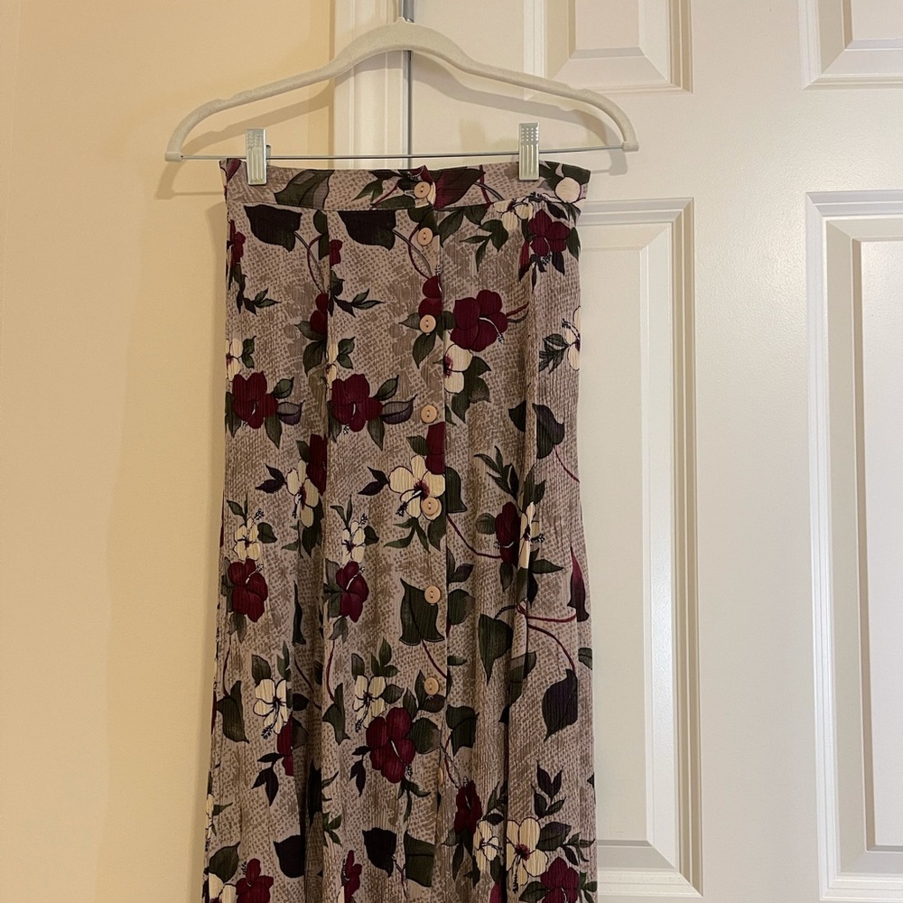 Midi skirt - Picture 1 of 3